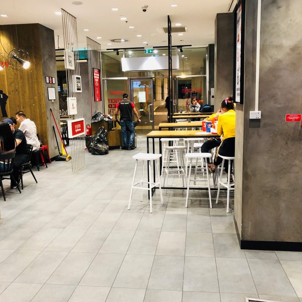 KFC - Fast Food Near Me - Venezia, VE