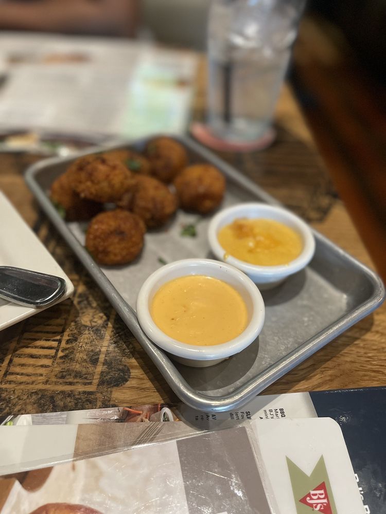 BJ's Restaurant & Brewhouse