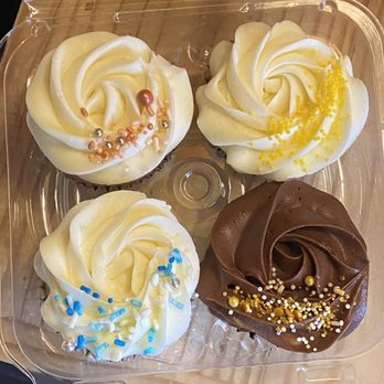 Nom Nom Cakes - Cupcakes - Custom Cakes Near Me - Bodega Bay, California Nom Nom Cakes - Cupcakes - Custom Cakes Near Me - Bodega Bay, California