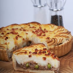 Dulwich Bakery - Try one of our delicious family pies or quiches for an easy and quick family meal!