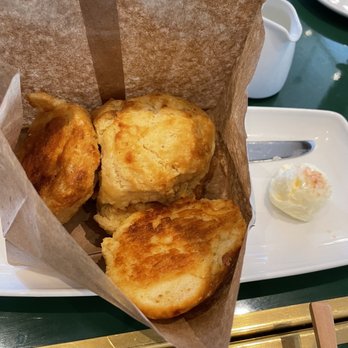Merriman's Honolulu - Biscuits - Hawaiian Near Me - Honolulu, Hawaii