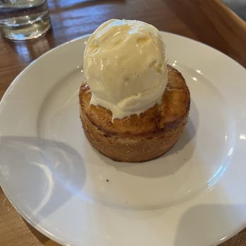 Cochon RESTAURANT - Gateau Na-na - Cajun/Creole Near Me - New Orleans, Louisiana