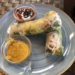 Zen - Summer rolls with duck
