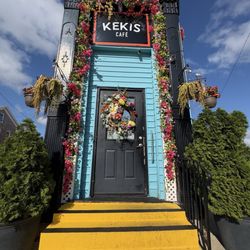 Kekis Cafe - Entrance.