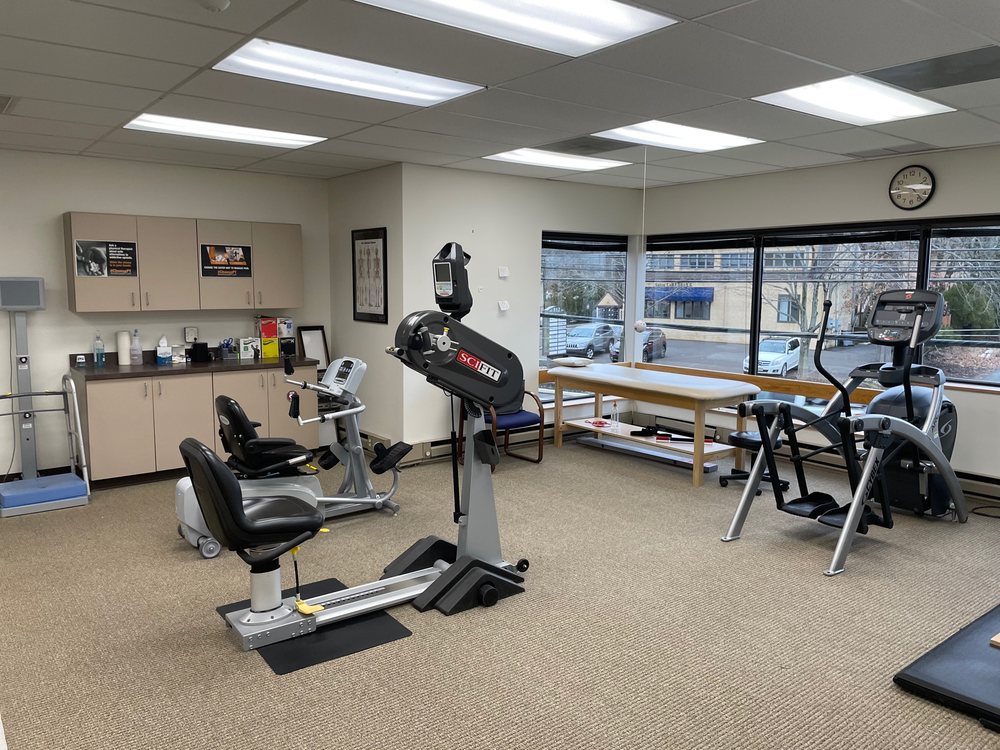 STRIVE PHYSICAL THERAPY AT PRINCETON 16 Photos 1000 Herrontown Rd