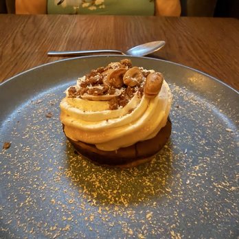 Common Thread Savannah - Peanut butter pie - New American Near Me - Savannah, Georgia Common Thread Savannah - Peanut butter pie - New American Near Me - Savannah, Georgia