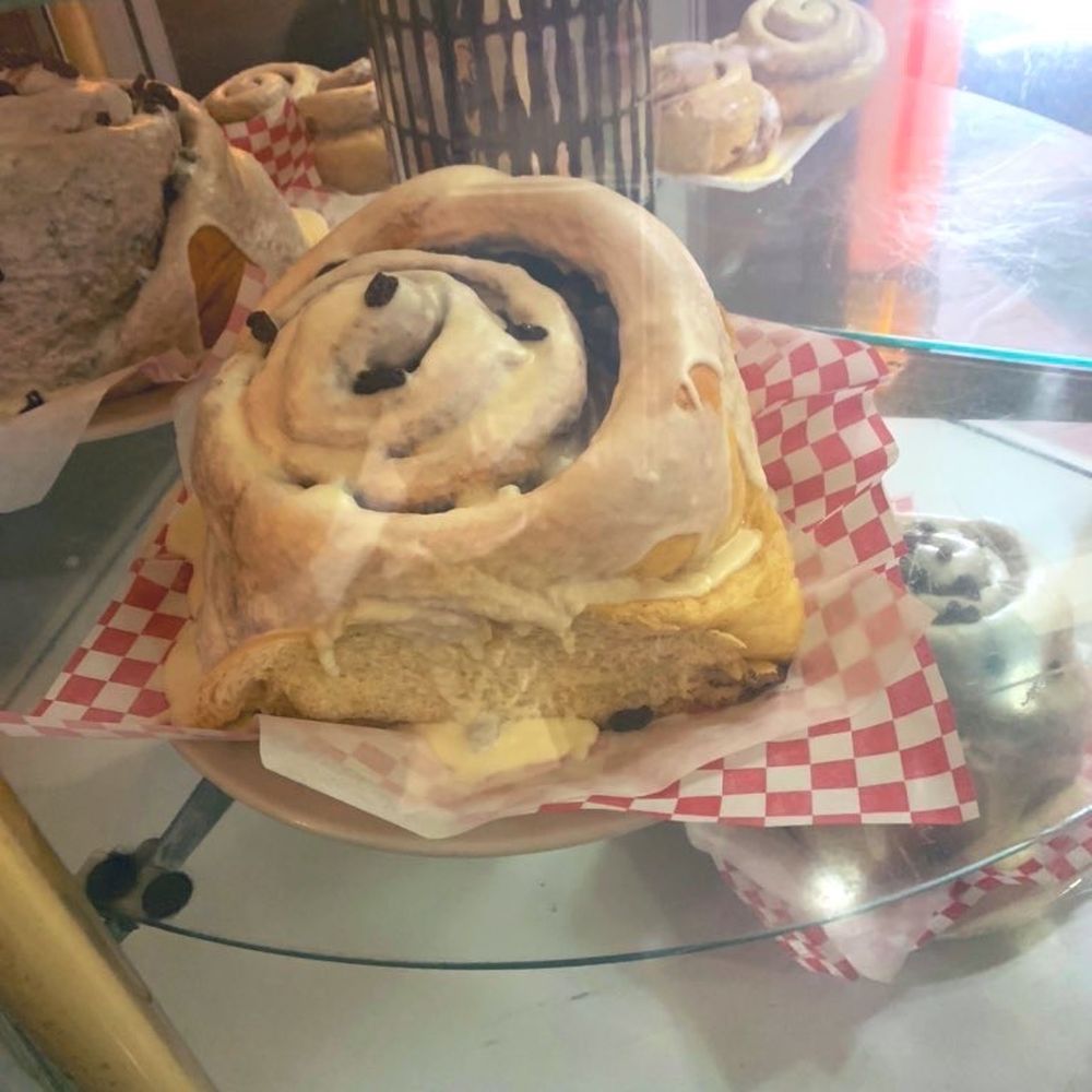 Stuffy's II - Epic cinnamon roll - Breakfast & Brunch Near Me - Longview, Washington Stuffy's II - Epic cinnamon roll - Breakfast & Brunch Near Me - Longview, Washington