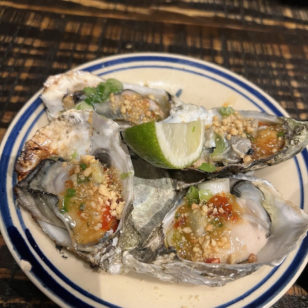Banh Anh Em - Garlic oyster - Vietnamese Near Me - New York, New York
