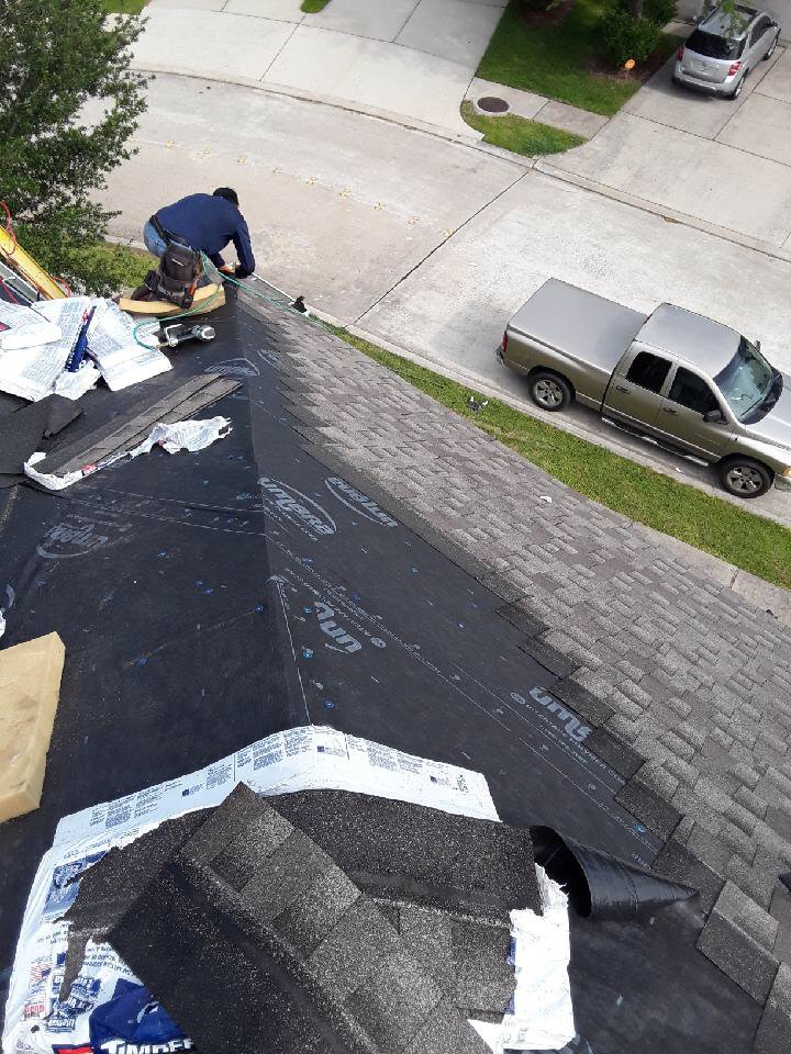 Slide of Aura Roofing Services