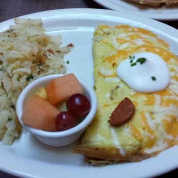 Rick's Cafe - Hot links omelet! Substituted the bagel for fruit to save myself - American Near Me - Los Altos, California Rick's Cafe - Hot links omelet! Substituted the bagel for fruit to save myself - American Near Me - Los Altos, California