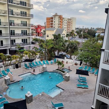 Barefoot Beach Hotel - Hotels Near Me - Madeira Beach, Florida Barefoot Beach Hotel - Hotels Near Me - Madeira Beach, Florida