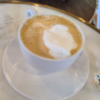 Belle Pastry - 12 oz nonfat latte - Cafes Near Me - Bellevue, Washington