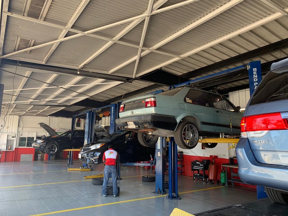 EPS AUTOMOTIVE SERVICE 18 Photos & 39 Reviews 825 Olympic Blvd