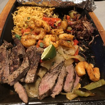 Chili's - 3 item fajitas. Can you find the over cooked carnitas? - Bars Near Me - Lake Elsinore, California