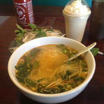 Pho Saigon - Chicken n noodles . Avacado smoothie. Yum! - Vietnamese Near Me - Catonsville, Maryland