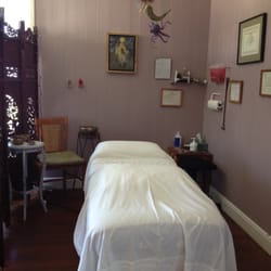 East Hawaii Acupuncture - My main treatment room.