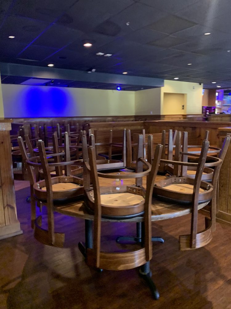 La Curva Peruvian Chicken Tex-Mex Bar & Grill