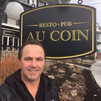 Au Coin - Gold Coin! - Gastropubs Near Me - Mont-Tremblant, Quebec Au Coin - Gold Coin! - Gastropubs Near Me - Mont-Tremblant, Quebec