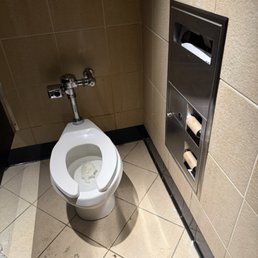 This is inhumane very unsanitized people spend hundreds of dollars here to eat and you can't even use the restroom. How disgusting is this? This is inhumane very unsanitized people spend hundreds of dollars here to eat and you can't even use the restroom. How disgusting is this?