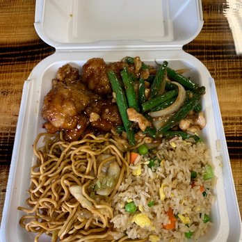 Panda Express - Orange chicken & string bean chicken - Chinese Near Me - Wenatchee, Washington Panda Express - Orange chicken & string bean chicken - Chinese Near Me - Wenatchee, Washington
