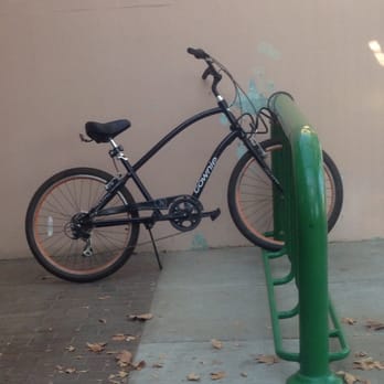 Parkway Aquatic Center - Bike rack - Swimming Pools Near Me - Chula Vista, California