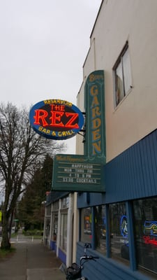 Reservoir Bar & Grill by null