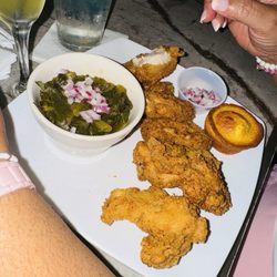 Cache 42 Kitchen & Cocktails - Wings & greens (added onion)