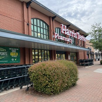 Harris Teeter - Grocery Near Me - Huntersville, North Carolina