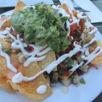 Rincon Brewery - nachos - w. chicken- delicious - Brewpubs Near Me - Santa Barbara, California Rincon Brewery - nachos - w. chicken- delicious - Brewpubs Near Me - Santa Barbara, California