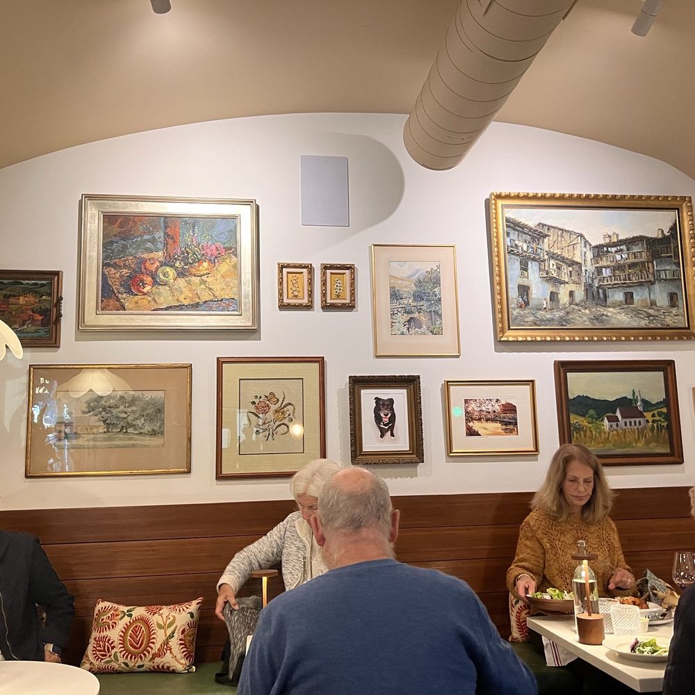 Campanella - Loved their decor - Italian Near Me - Sebastopol, California Campanella - Loved their decor - Italian Near Me - Sebastopol, California