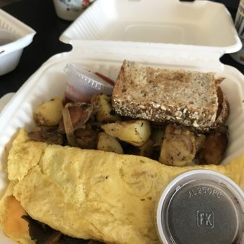Matt's Big Breakfast - Quarantine-era omelet #5 - Breakfast & Brunch Near Me - Phoenix, Arizona Matt's Big Breakfast - Quarantine-era omelet #5 - Breakfast & Brunch Near Me - Phoenix, Arizona