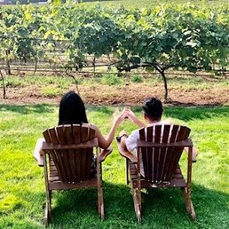 Cheers! Mt. Hood Winery Cheers! Mt. Hood Winery