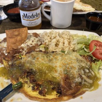 El Nopal Restaurante - Breakfast omelette with carne asada - Mexican Near Me - Anaheim, California El Nopal Restaurante - Breakfast omelette with carne asada - Mexican Near Me - Anaheim, California
