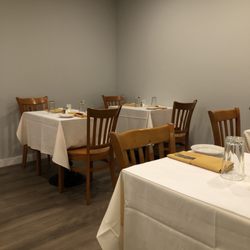 Peruvian House Restaurant & Café - Dining area