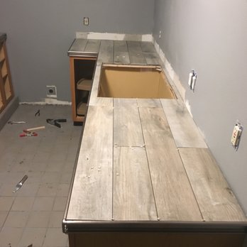 Coyote On The Lake - Custom bar with tiled counter - Security Systems Near Me - Athol, Idaho Coyote On The Lake - Custom bar with tiled counter - Security Systems Near Me - Athol, Idaho