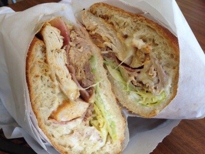 Que Chévere by null