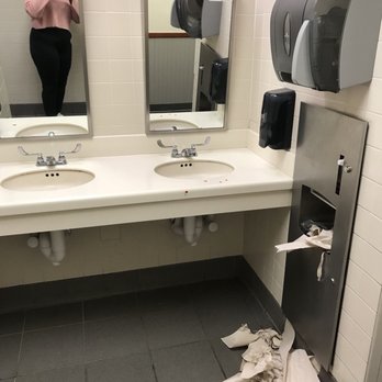 Chuck E. Cheese - bathroom is trash - Pizza Near Me - Vancouver, Washington