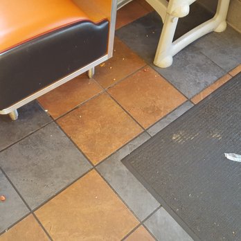 KFC - In my opinion, this goes beyond trash, it is days of unwashed filth - Fast Food Near Me - Lakewood, Colorado
