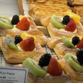 Paris Baguette - Bakeries Near Me - Carlsbad, California Paris Baguette - Bakeries Near Me - Carlsbad, California