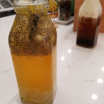 Plentea - Pineapple oolong with chia and lychee jelly - Bubble Tea Near Me - Berkeley, California