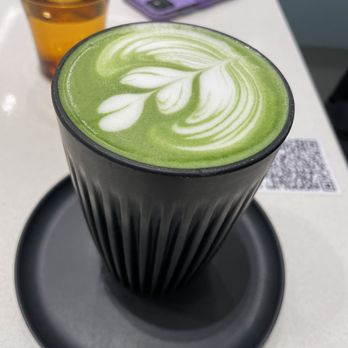 La Petite Colline - Matcha latte - Bakeries Near Me - Toronto, Ontario