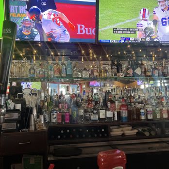 West End Grill - Sports Bars Near Me - Annapolis, Maryland