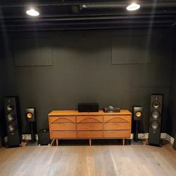 Capital Sound Canada - Polk R700's setup at client site.
