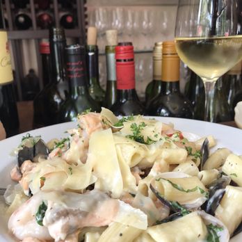 Tree House Cafe - Mediterranean Near Me - Carmel, California