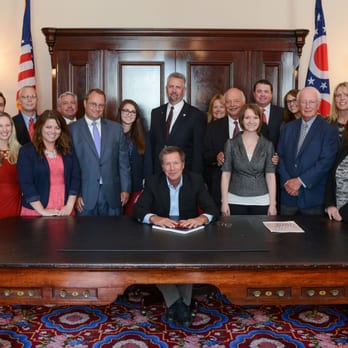 Heister Insurance - Mike Heister at the signing of House Bill 493. A success for small businesses! - Insurance Near Me - Cincinnati, Ohio Heister Insurance - Mike Heister at the signing of House Bill 493. A success for small businesses! - Insurance Near Me - Cincinnati, Ohio