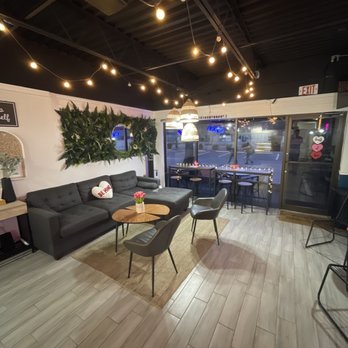 CoffeeMe - Lounge area - Cafes Near Me - Tampa, Florida