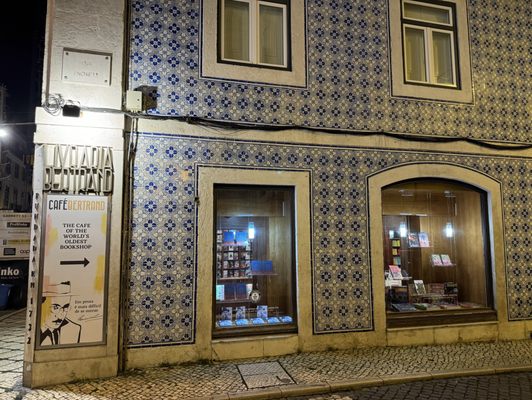 Livraria Bertrand - Chiado by null