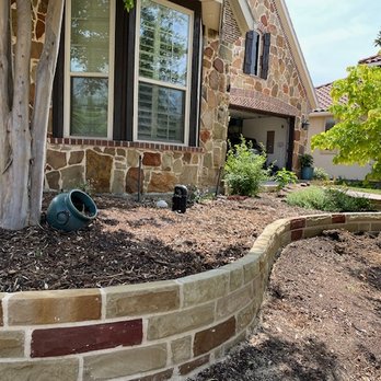 Superior Masonry - 4" milsap chopped stone flower bed border - Plano, Tx - Masonry/Concrete Near Me - Frisco, Texas
