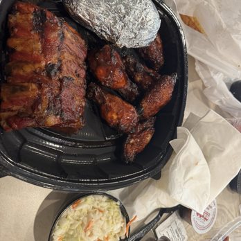 Rib City - Combo wings and ribs - Barbeque Near Me - Virginia Beach, Virginia
