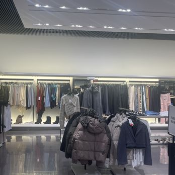 Zara - The Zara shop - Men's Clothing Near Me - Aventura, Florida Zara - The Zara shop - Men's Clothing Near Me - Aventura, Florida